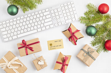 online christmas shopping concept with gift boxes 2025 02 21 20 34 34 utc