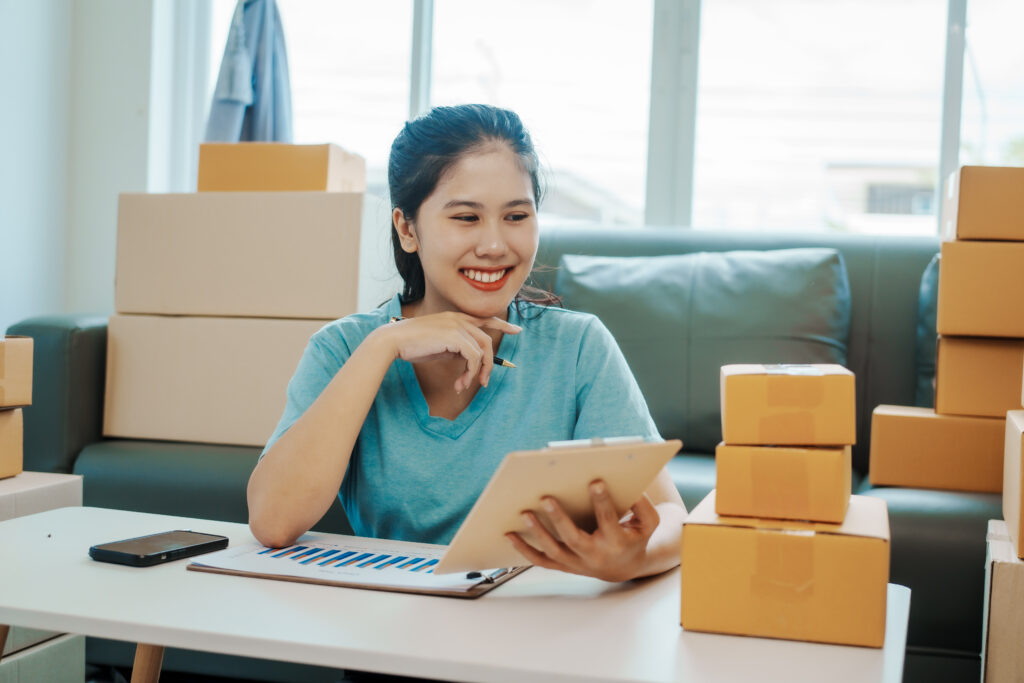 Mikro İhracat Nedir ve Lojistikte Nasıl Avantaj Sağlar? 3 startup small business sme of independent asian wo 2025 02 15 02 09 21 utc